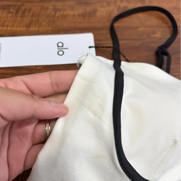 ALO Airbrush Streamlined Bra Tank - Picture 3 of 5